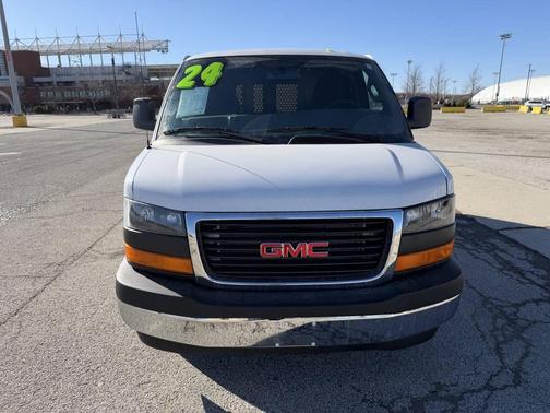 2024 GMC Savana 2500 Work Van