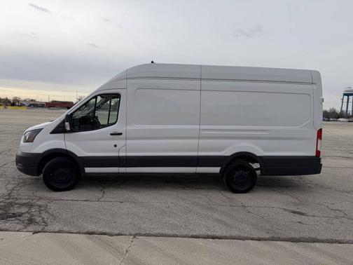 2021 Ford Transit-250 Base