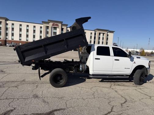 2021 RAM 3500 Tradesman 4x4 4dr Crew Cab 8 ft. LB DRW Pickup
