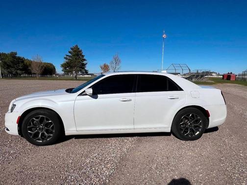 2015 Chrysler 300 S