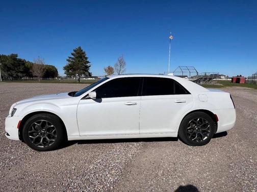 2015 Chrysler 300 S