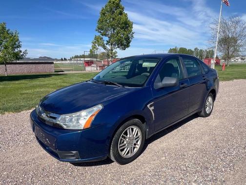 Blue 2008 Ford Focus SE