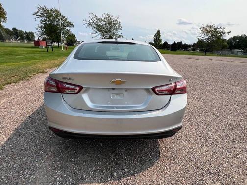 2022 Chevrolet Malibu FWD LT