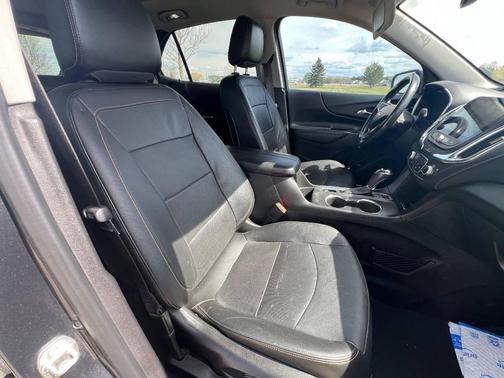 Gray 2018 Chevrolet Equinox Premier