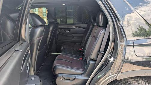 Crystal Black Pearl 2025 Honda Pilot Black Edition