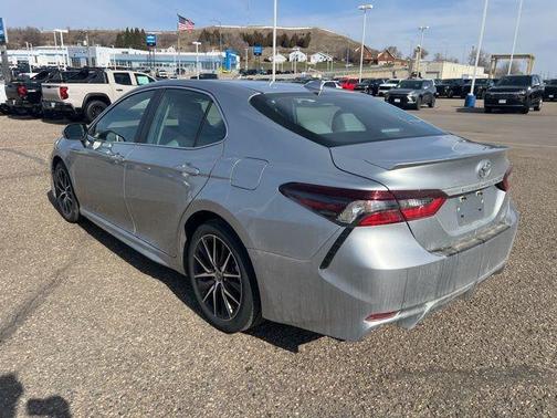 Celestial Silver Metallic 2023 Toyota Camry SE