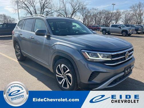 Platinum Gray Metallic 2022 Volkswagen Atlas 3.6L SEL