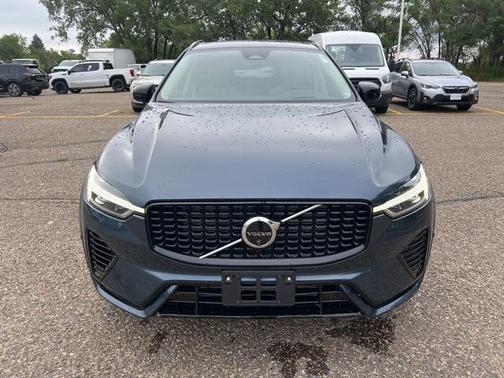 2025 Volvo XC60 Plug-In Hybrid T8 Ultra