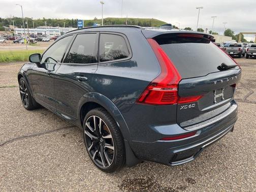 2025 Volvo XC60 Plug-In Hybrid T8 Ultra