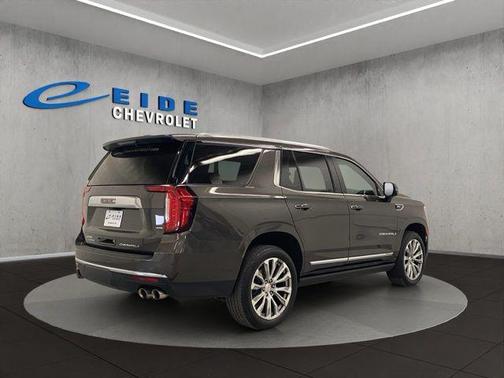Smokey Quartz Metallic 2021 GMC Yukon Denali