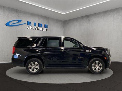 Onyx Black 2023 GMC Yukon SLE