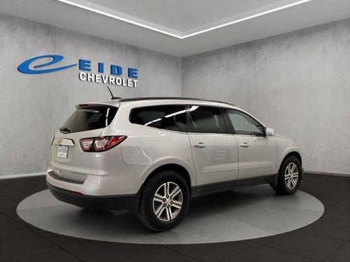 Silver Ice Metallic 2016 Chevrolet Traverse 1LT