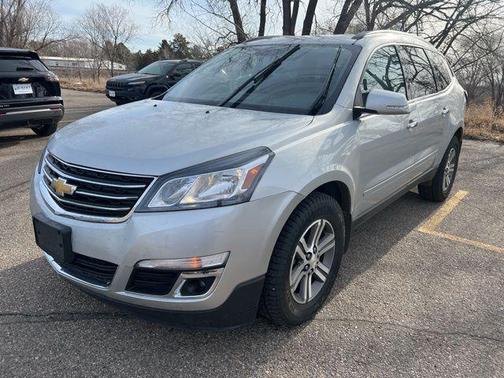 Silver Ice Metallic 2016 Chevrolet Traverse 1LT