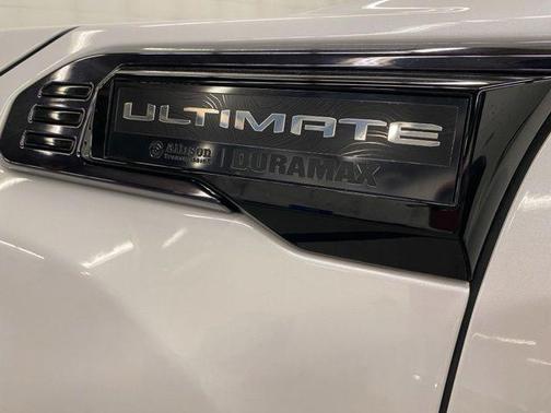 White Frost Tricoat 2024 GMC Sierra 3500 Denali