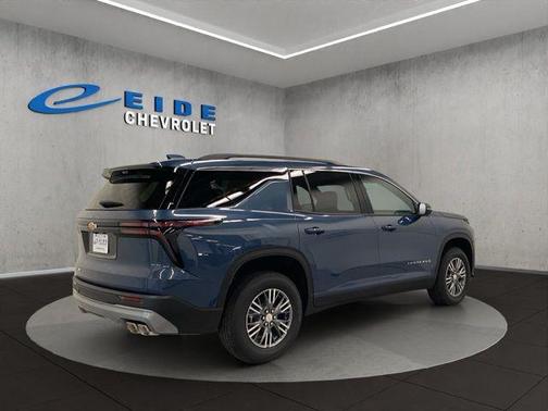 Lakeshore Blue 2026 Chevrolet Traverse LT