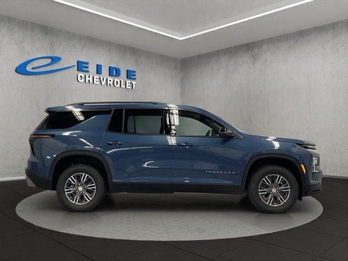 Lakeshore Blue 2026 Chevrolet Traverse LT