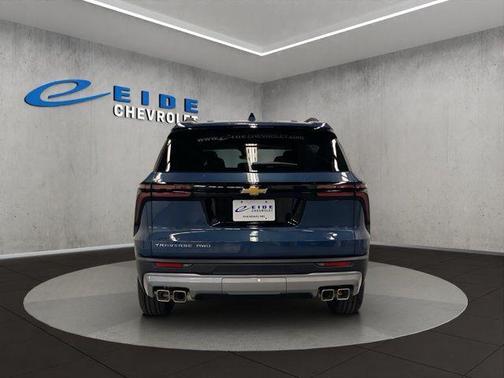 Lakeshore Blue 2026 Chevrolet Traverse LT