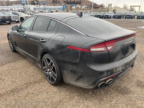 2022 Kia Stinger GT2