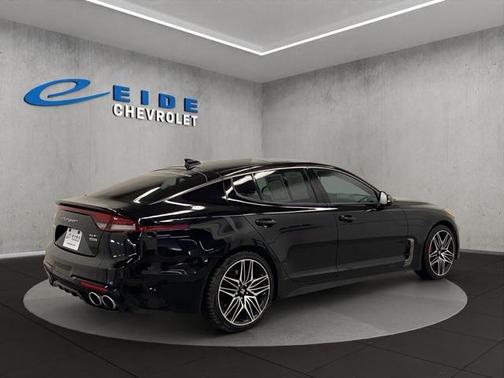 2022 Kia Stinger GT2