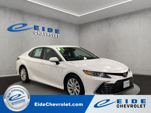 Ice Cap 2023 Toyota Camry LE