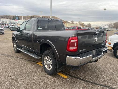 2019 RAM 2500 Laramie Crew Cab 4x4 6'4' Box