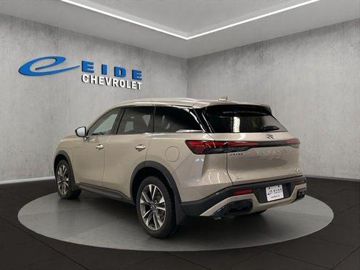 Tan 2025 INFINITI QX60 Luxe