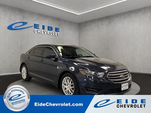 Ruby Red Metallic Tinted Clearcoat 2017 Ford Taurus SEL