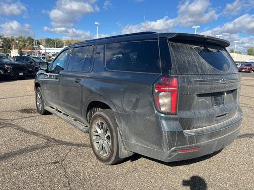 2021 Chevrolet Suburban 4WD Z71