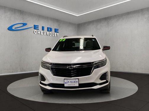 Iridescent Pearl Tricoat 2023 Chevrolet Equinox Premier w/1LZ