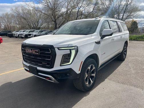 Summit White 2025 GMC Yukon XL AT4 Ultimate 4WD