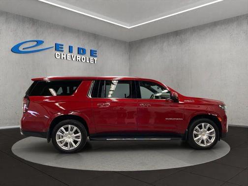 Cherry Red Tintcoat 2022 Chevrolet Suburban High Country