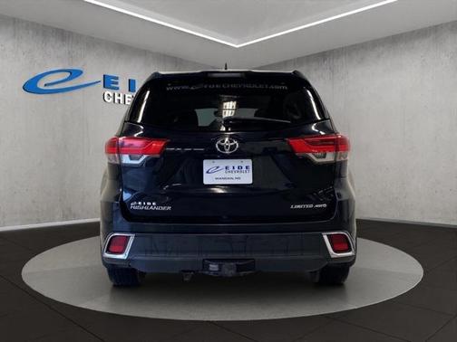 2017 Toyota Highlander Limited