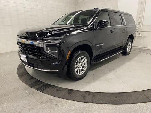 2025 Chevrolet Suburban LS