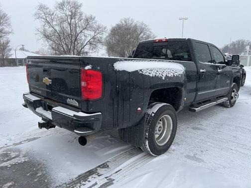 2015 Chevrolet Silverado 3500 High Country