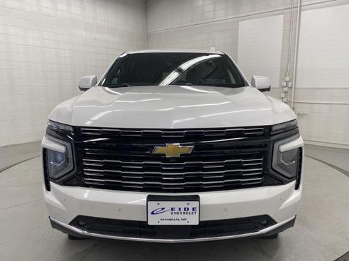 2025 Chevrolet Suburban 4WD High Country