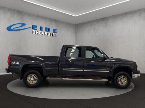 2005 Chevrolet Silverado 2500 LT H/D Crew Cab