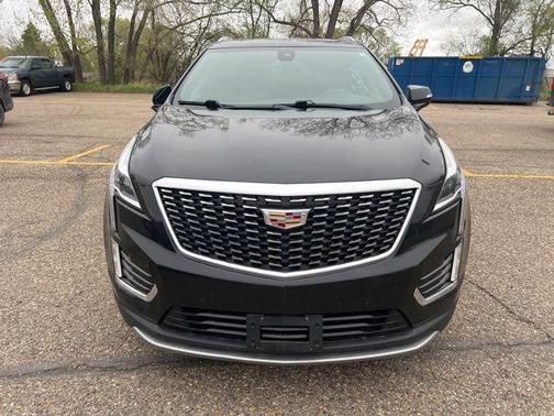 Stellar Black Metallic 2022 Cadillac XT5 Premium Luxury