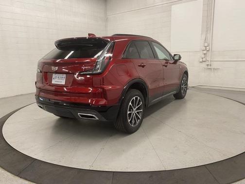 2024 Cadillac XT4 Sport