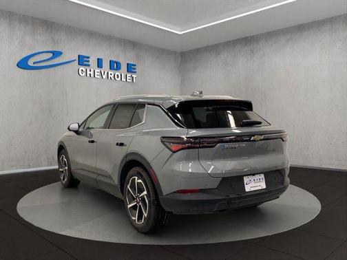 Sterling Gray Metallic 2026 Chevrolet Equinox EV LT