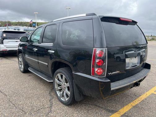 Onyx Black 2014 GMC Yukon Denali