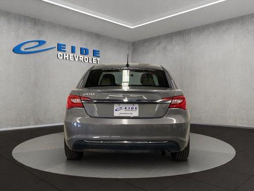 2012 Chrysler 200 LX