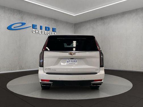 2023 Cadillac Escalade ESV Premium Luxury Platinum