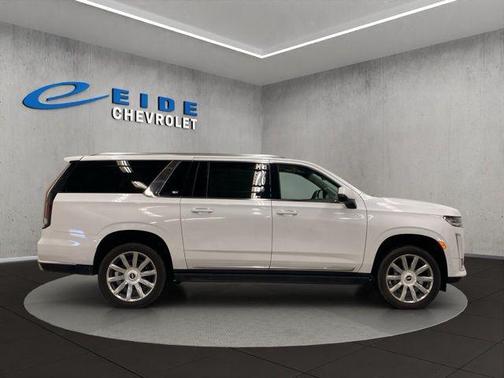 2023 Cadillac Escalade ESV Premium Luxury Platinum