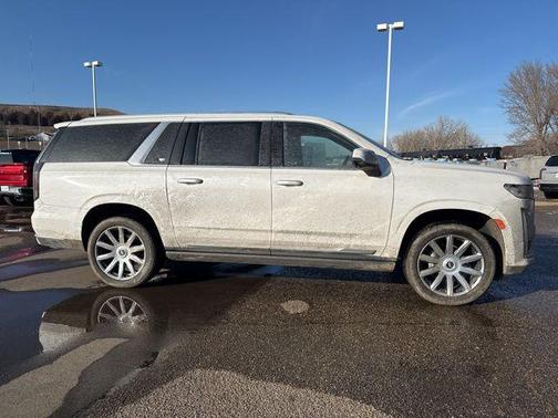 2023 Cadillac Escalade ESV Premium Luxury Platinum