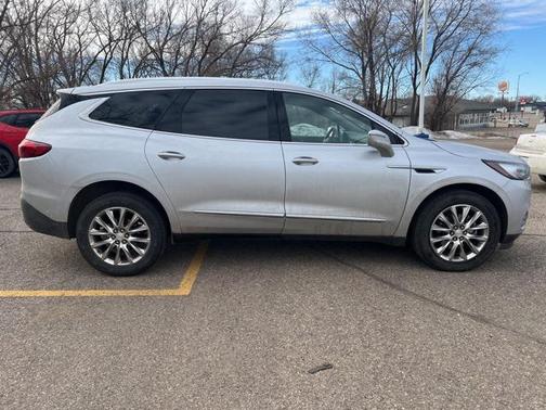2018 Buick Enclave Essence