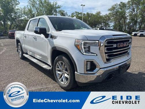 Summit White 2022 GMC Sierra 1500 SLT
