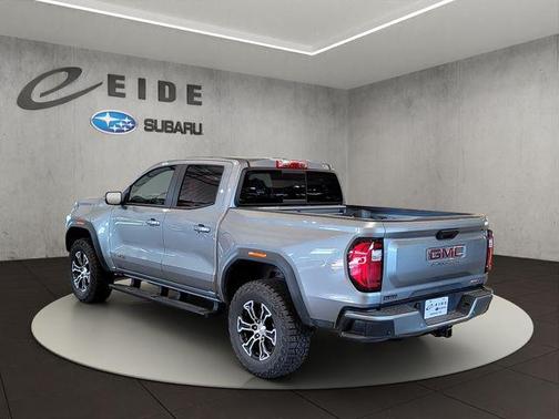 Sterling Metallic 2024 GMC Canyon AT4