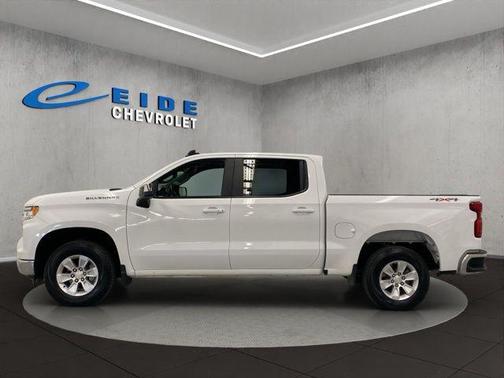 Summit White 2024 Chevrolet Silverado 1500 LT