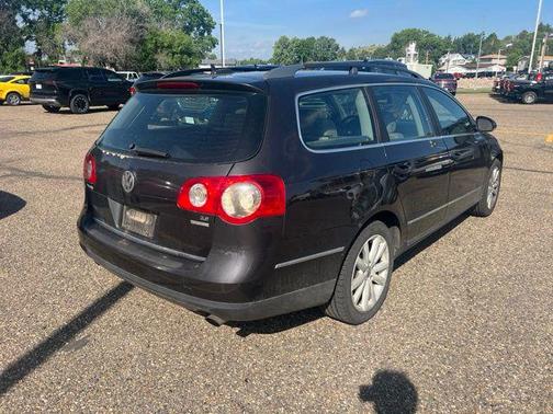 United Gray 2007 Volkswagen Passat 3.6 L 4Motion