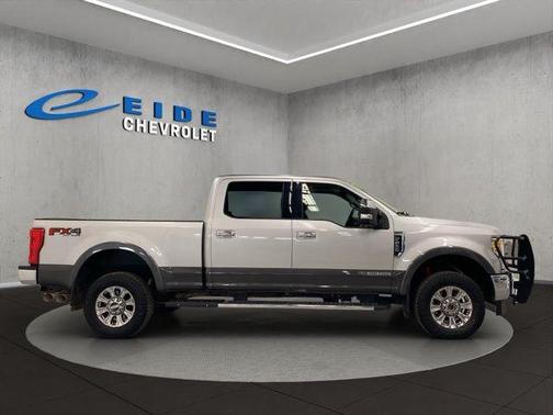 INGOT SILVER METALLIC 2017 Ford F-250 Lariat